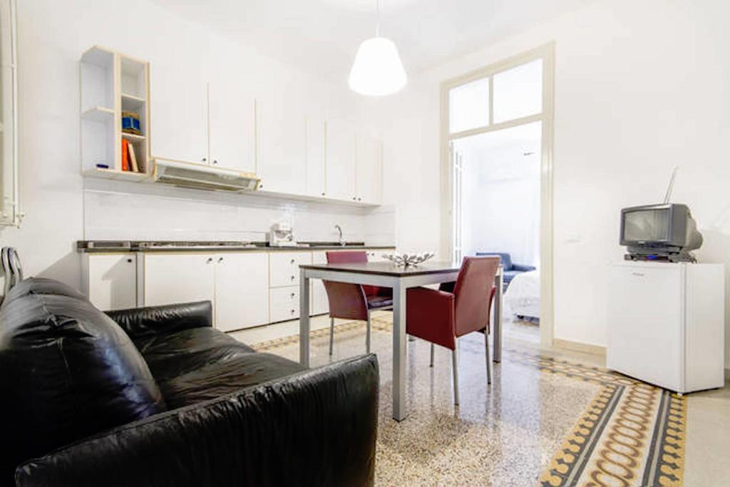 Flat At Cathedral Villa Palermo Buitenkant foto